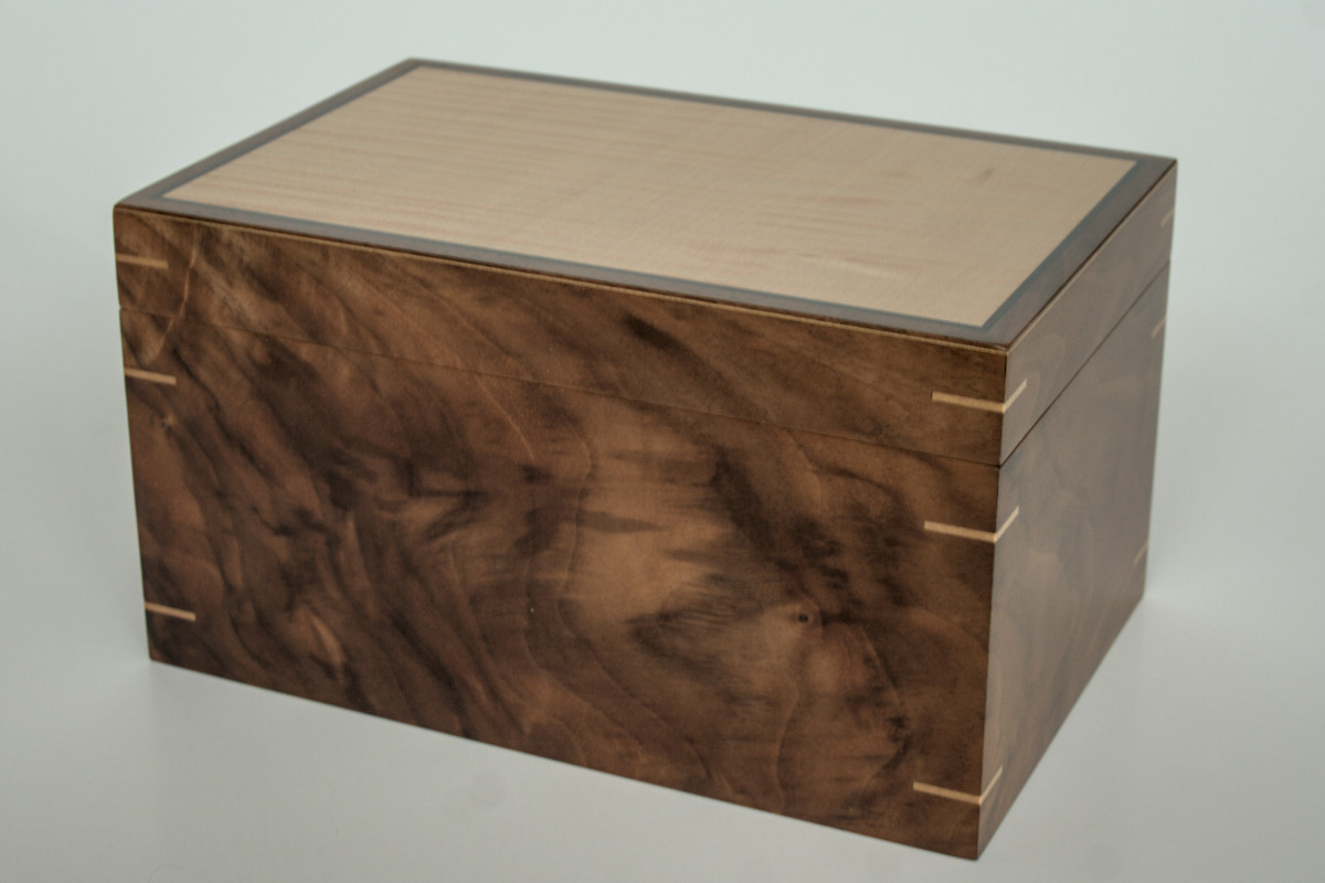 American Black Walnut and sycamore box