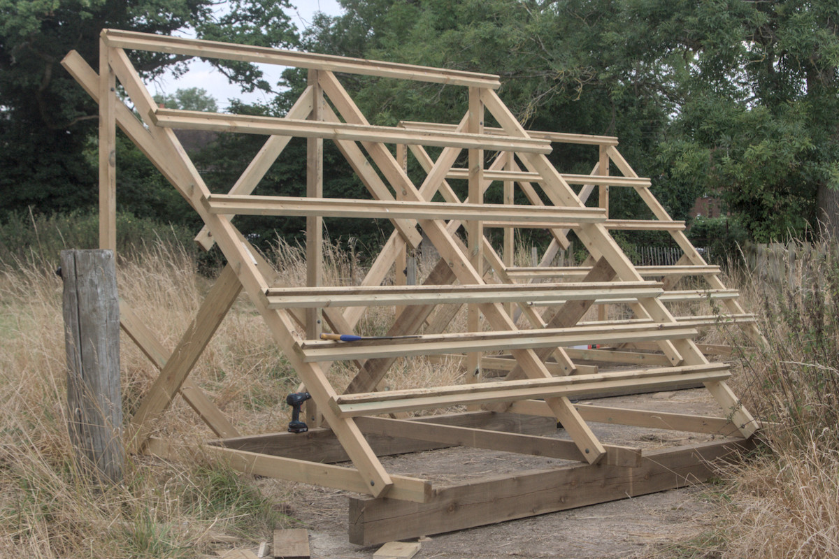 Racking for weathering trials